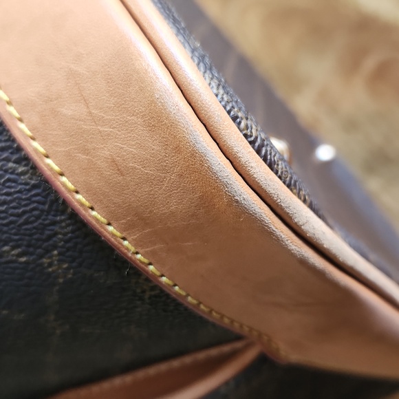 {RIONI} Moda Italia Signature Dome Brown Handle Bag - Picture 10 of 16